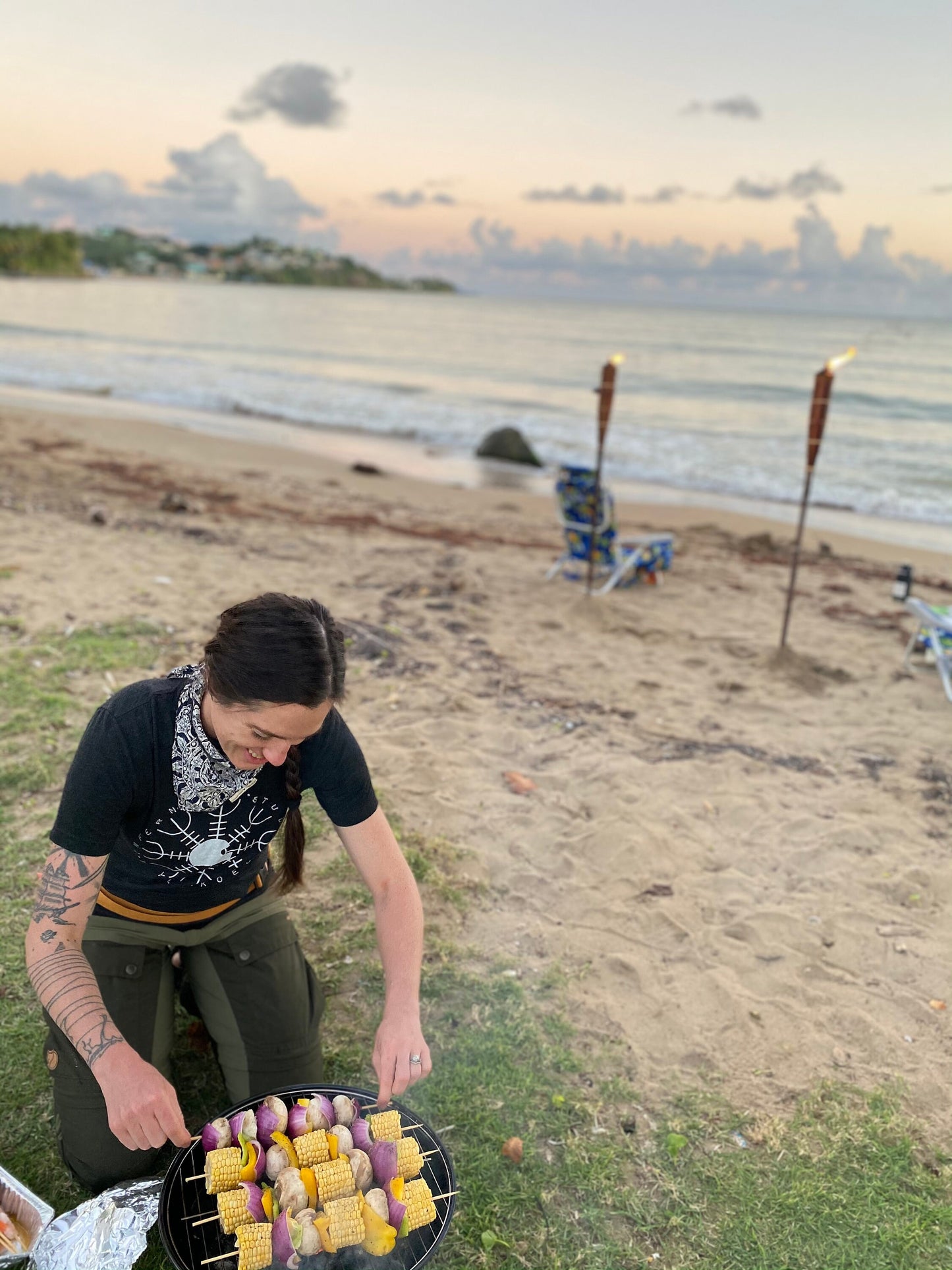 T Shirt Heather Grey, Inferno Art Studio, Kayla Koeune Logo Support T